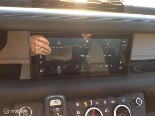 Land Rover Defender - Afbeelding 25 van 30