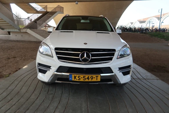 Mercedes-Benz M-Klasse - Afbeelding 2 van 30