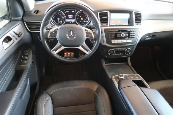 Mercedes-Benz M-Klasse - Afbeelding 4 van 30