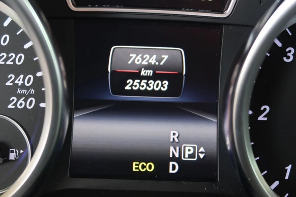 Mercedes-Benz M-Klasse - Afbeelding 14 van 30