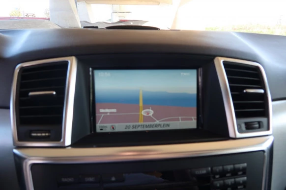 Mercedes-Benz M-Klasse - Afbeelding 15 van 30