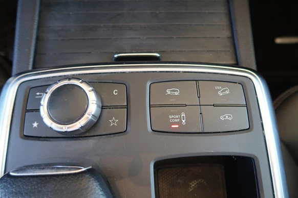 Mercedes-Benz M-Klasse - Afbeelding 23 van 30