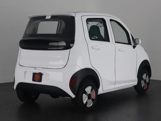 XPENG P7 - Afbeelding 3 van 27