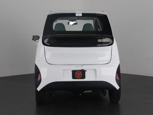 XPENG P7 - Afbeelding 25 van 27