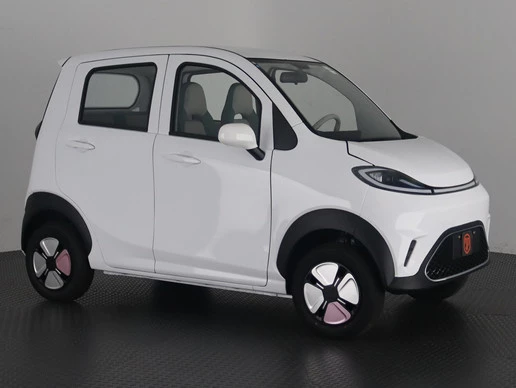 XPENG P7 - Afbeelding 26 van 27