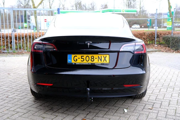 Tesla Model 3 - Afbeelding 8 van 30