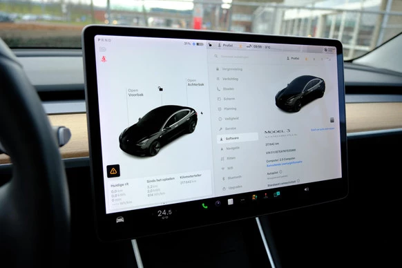 Tesla Model 3 - Afbeelding 19 van 30