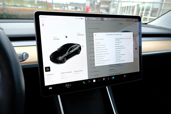 Tesla Model 3 - Afbeelding 20 van 30