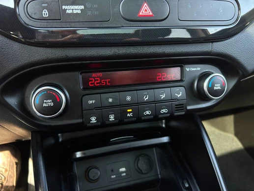 Kia Carens - Afbeelding 9 van 30