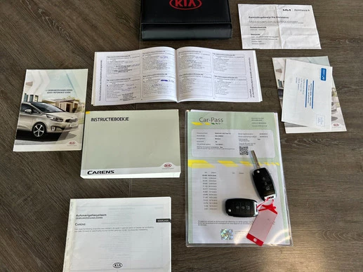 Kia Carens - Afbeelding 28 van 30