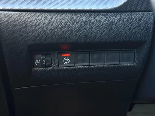 Peugeot 208 - Afbeelding 28 van 30