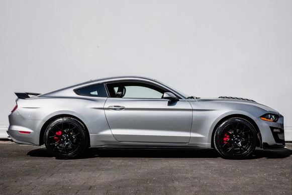 Ford Mustang - Afbeelding 8 van 30