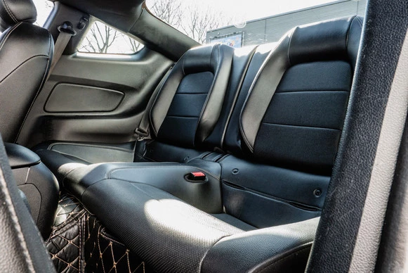 Ford Mustang - Afbeelding 11 van 30