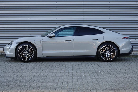 Porsche Taycan - Afbeelding 8 van 29