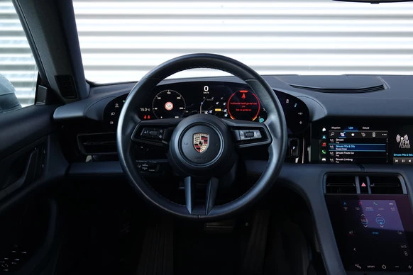 Porsche Taycan - Afbeelding 17 van 29
