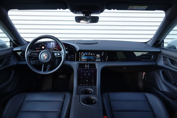 Porsche Taycan - Afbeelding 23 van 29