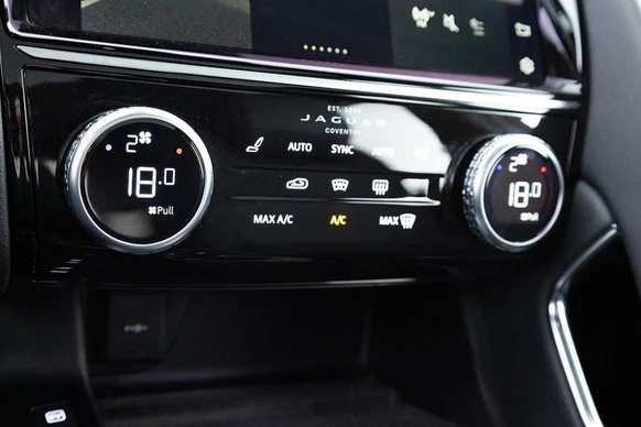 Jaguar E-PACE - Afbeelding 23 van 30