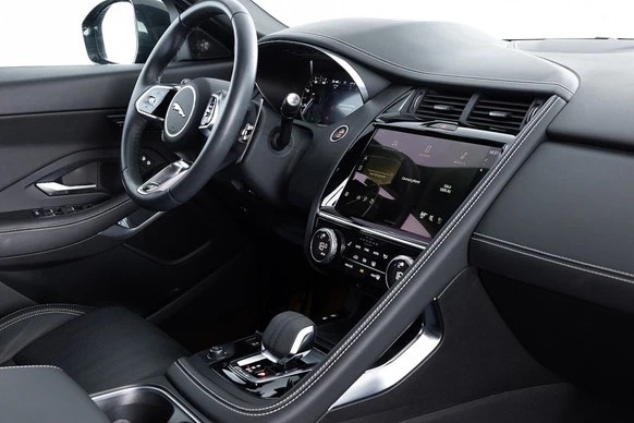 Jaguar E-PACE - Afbeelding 3 van 30