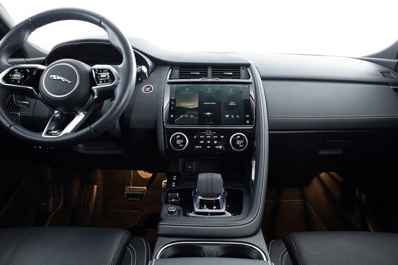 Jaguar E-PACE - Afbeelding 12 van 30