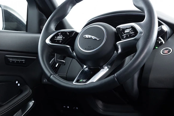 Jaguar E-PACE - Afbeelding 15 van 30