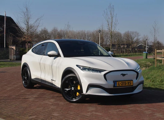 Ford Mustang Mach-E - Afbeelding 1 van 30