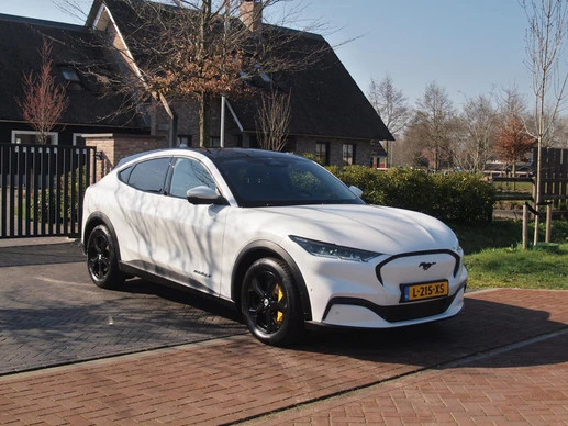 Ford Mustang Mach-E - Afbeelding 4 van 30