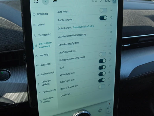 Ford Mustang Mach-E - Afbeelding 21 van 30