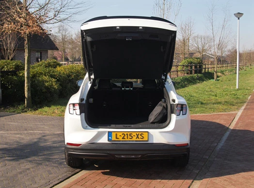 Ford Mustang Mach-E - Afbeelding 29 van 30