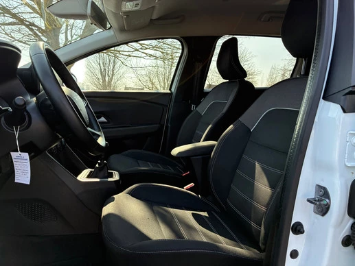 Dacia Jogger - Afbeelding 13 van 25