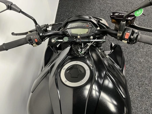 Kawasaki Z1000 - Afbeelding 9 van 21