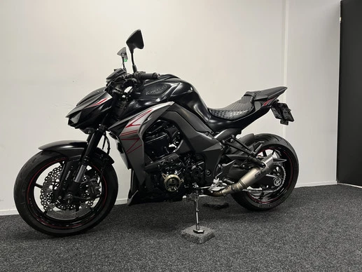 Kawasaki Z1000 - Afbeelding 14 van 21