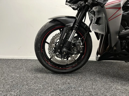 Kawasaki Z1000 - Afbeelding 17 van 21