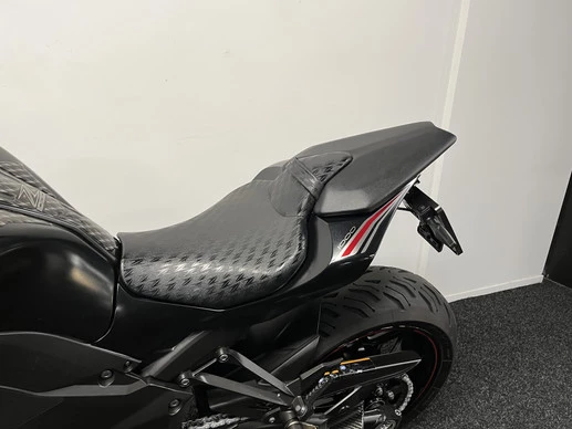 Kawasaki Z1000 - Afbeelding 18 van 21