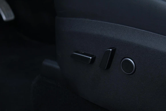 Tesla Model Y - Afbeelding 11 van 22