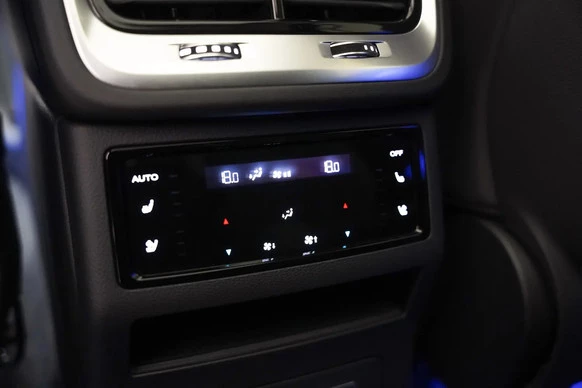 Hongqi E-HS9 - Afbeelding 16 van 30