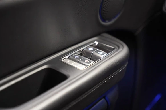 Hongqi E-HS9 - Afbeelding 27 van 30