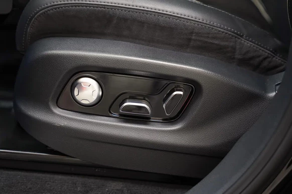 Hongqi E-HS9 - Afbeelding 14 van 30