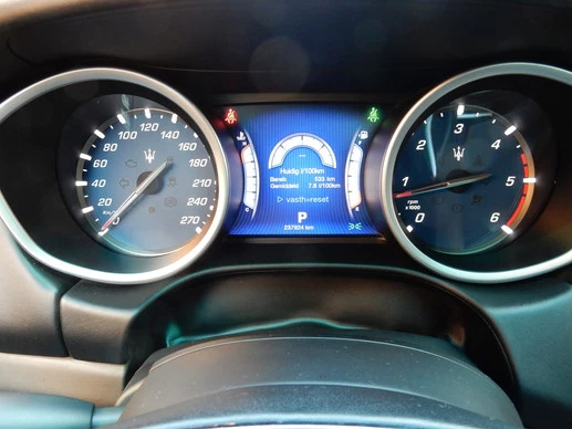 Maserati Ghibli - Afbeelding 11 van 24