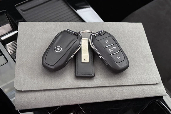 Opel Astra - Afbeelding 13 van 30