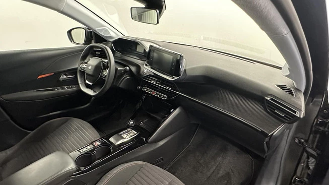 Peugeot e-208 - Afbeelding 17 van 30