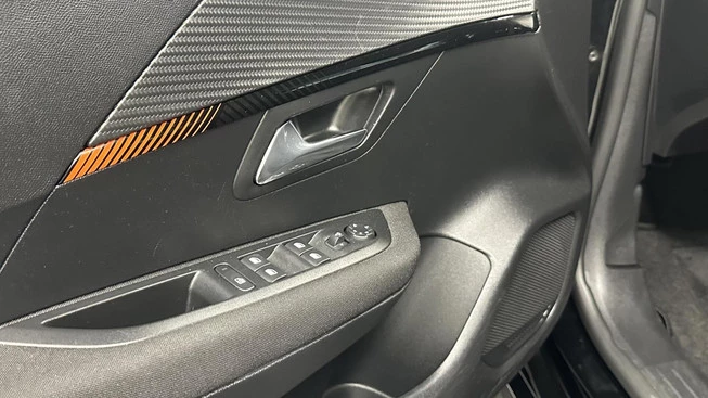 Peugeot e-208 - Afbeelding 23 van 30