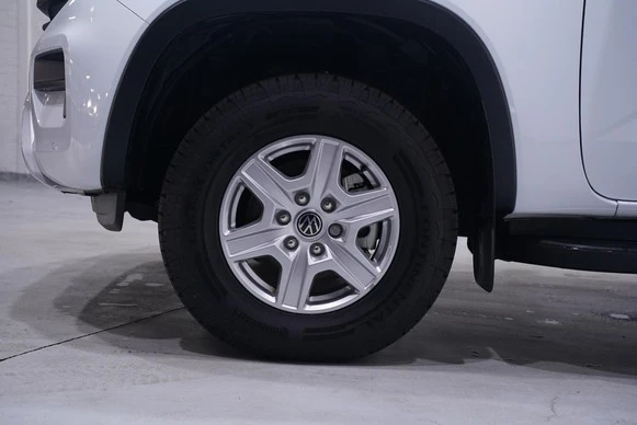 Volkswagen Amarok - Afbeelding 17 van 30