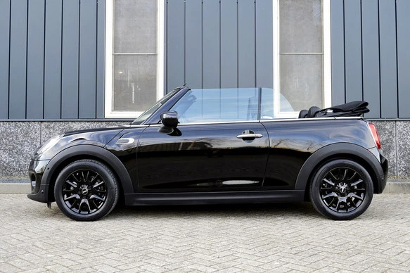 MINI Cooper Cabrio - Afbeelding 2 van 30