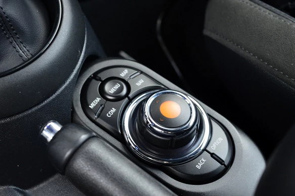 MINI Cooper Cabrio - Afbeelding 28 van 30