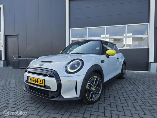 MINI Electric - Afbeelding 1 van 28