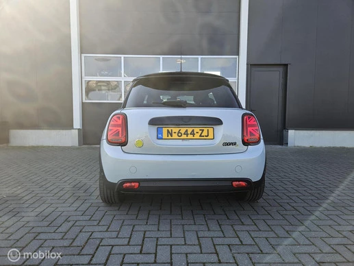 MINI Electric - Afbeelding 7 van 28