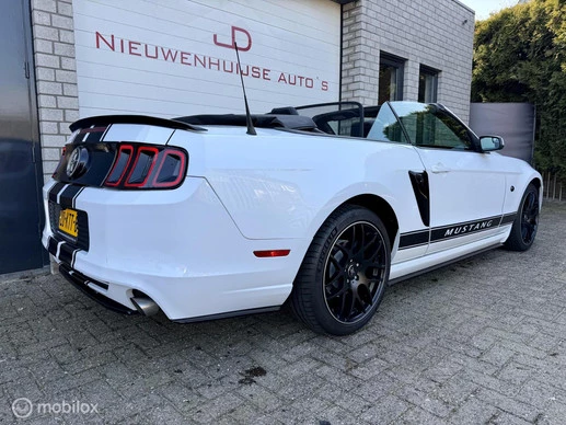 Ford Mustang - Afbeelding 13 van 18