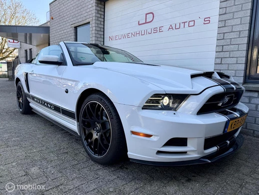 Ford Mustang - Afbeelding 15 van 18