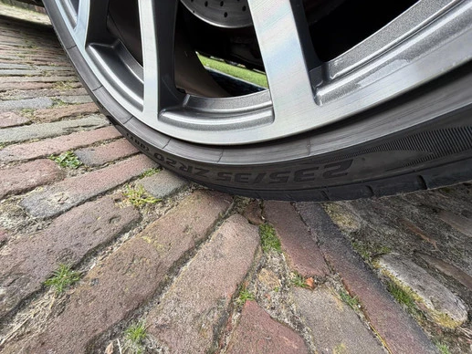 Porsche Cayman - Afbeelding 17 van 30