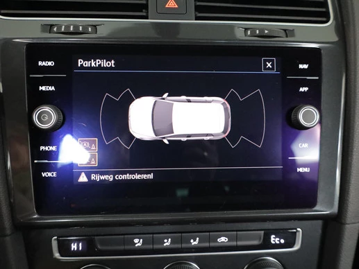 Volkswagen e-Golf - Afbeelding 11 van 24